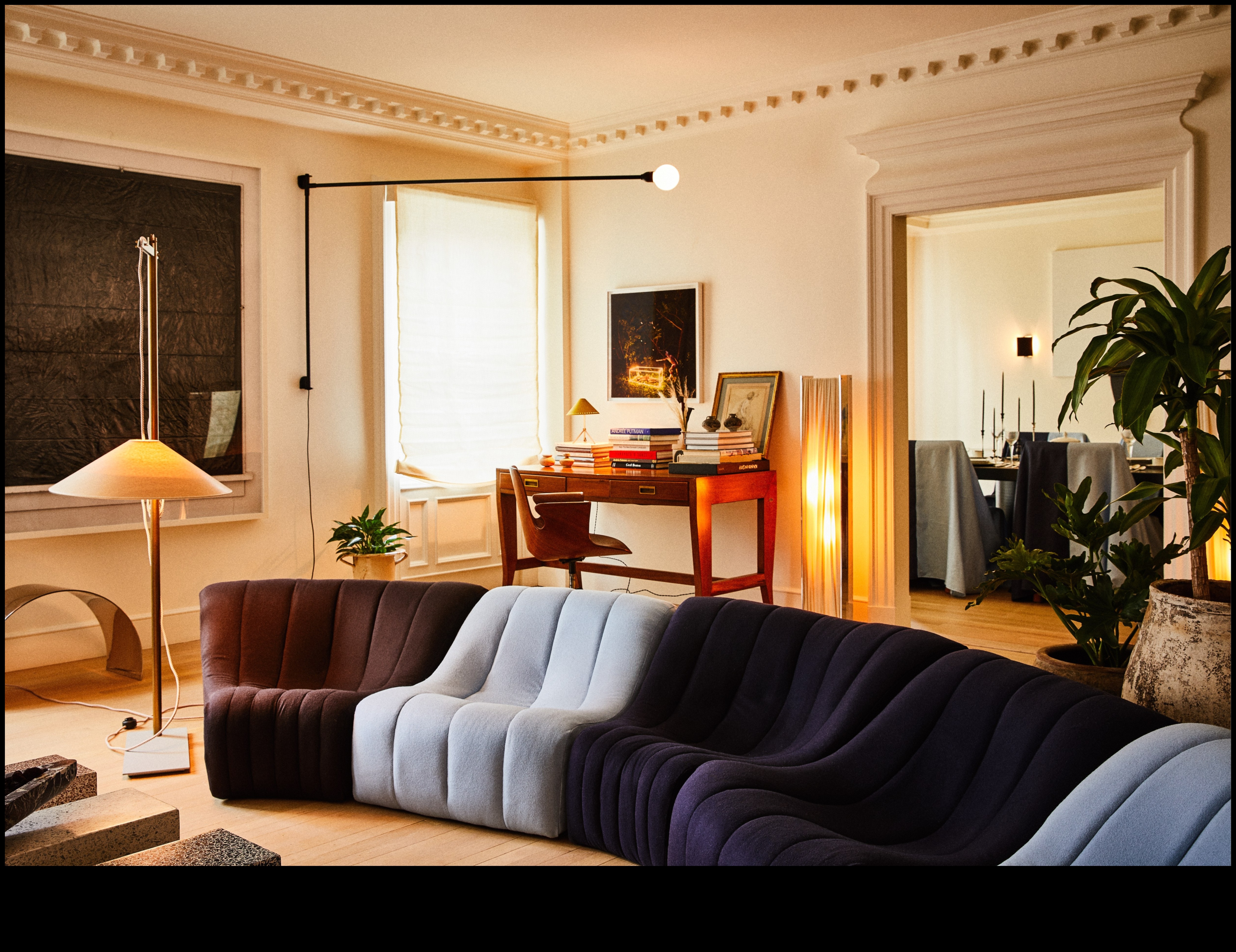 Spânzurări de perete din lemn: meșteșuguri de bricolaj pentru afișaje artistice