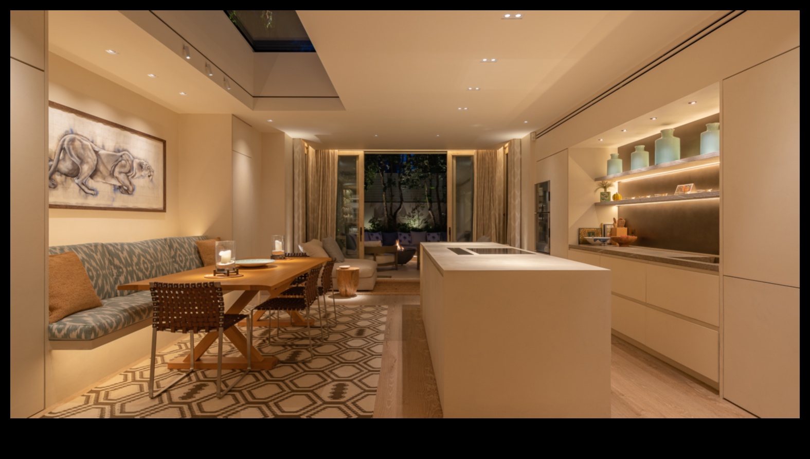 Cum să folosiți iluminatul pentru a vă îmbunătăți decorul interior